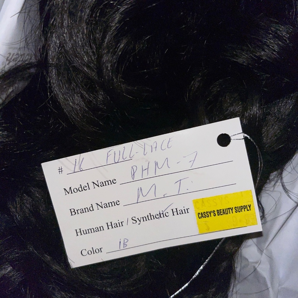 Magic touch handmade wig collection - Picture 9 of 11
